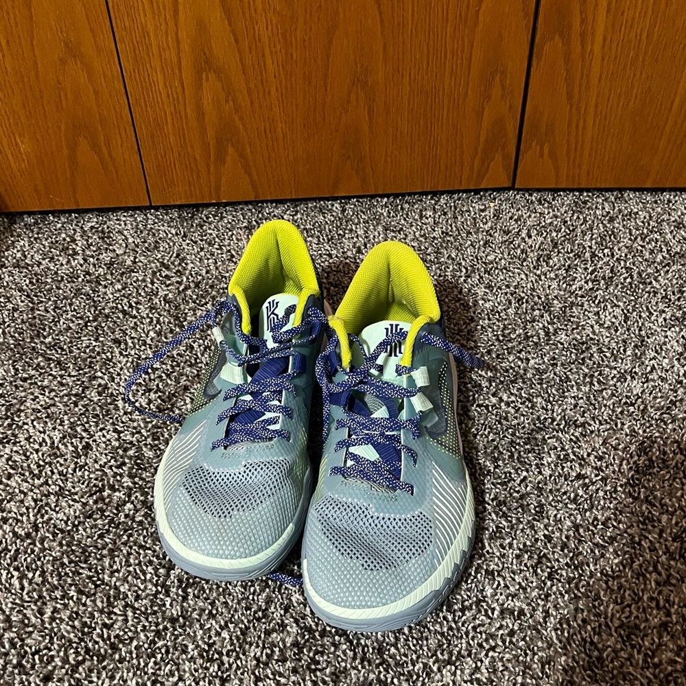 Nike Kyrie Flytrap 5 - image 2